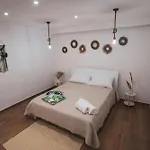 Macrame Bed & Breakfast
